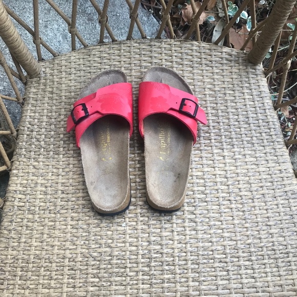 Women’s Birkenstock Slides- Size 39 Red - Picture 1 of 6